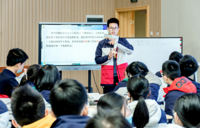 百场能者为师优秀课程进社区让优质教育