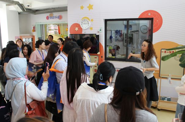 免费学前教育多数采纳循序渐进的方