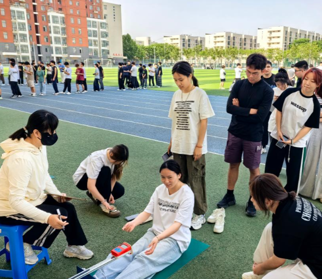 提高体质优良率上继续发力让孩子们拥有